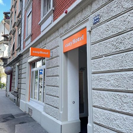 Easyhotel Zuerich Limmatplatz Exterior foto