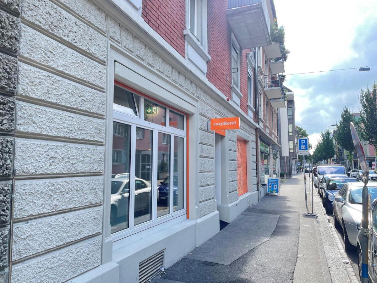 Easyhotel Zuerich Limmatplatz Exterior foto